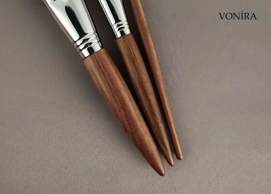 Vonira Custom Wholesale Naturalny Biały Włos Kozie Brązowy Ebony Ręcznik makijaż twarzy Proszek Bronz