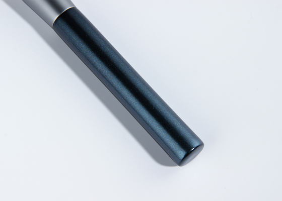 Ręcznie robiony pędzel Kabuki do pudru w kształcie kwadratu z aluminiową rączką dla nieskazitelnego makijażu